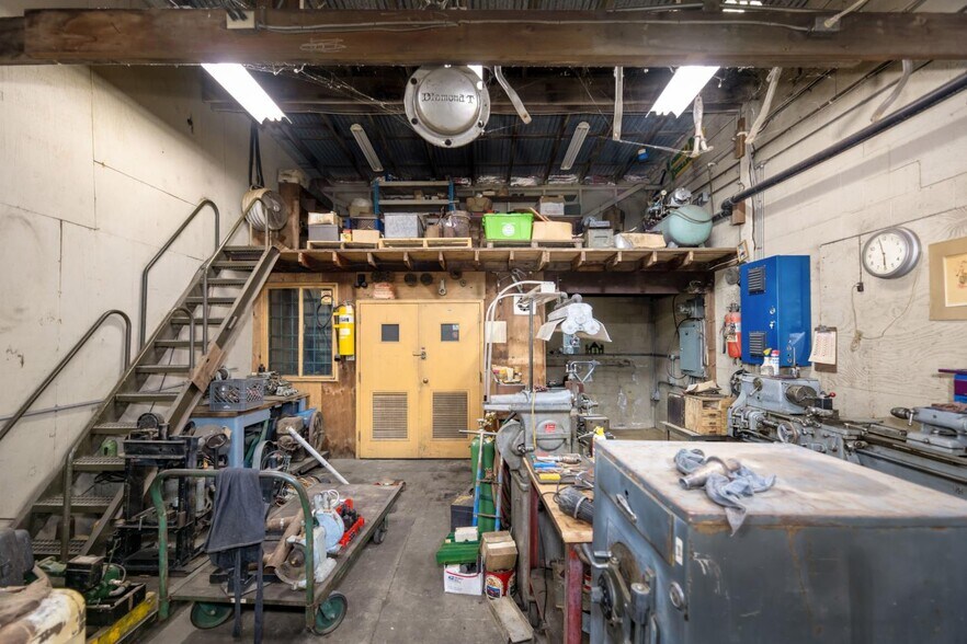 More Photos Of 531 Uren St, Nevada City Flex For Sale