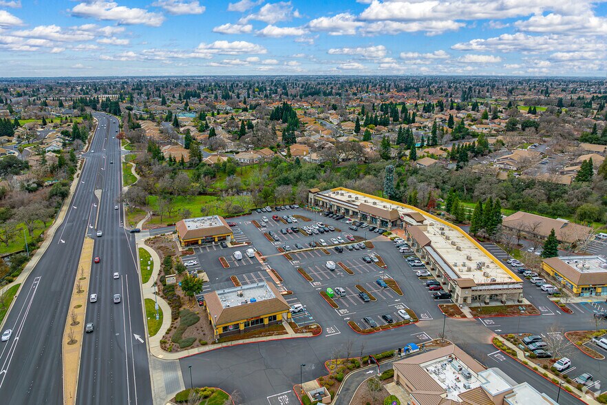 More Photos Of 7456 Foothills Blvd, Roseville General Retail For Sale