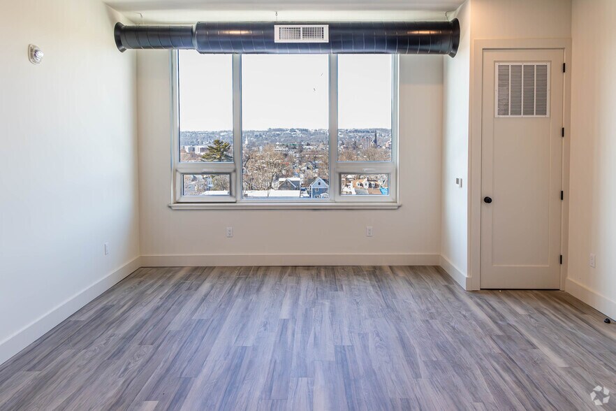 More Photos Of 55 Washington St, East Orange Apartments For Sale