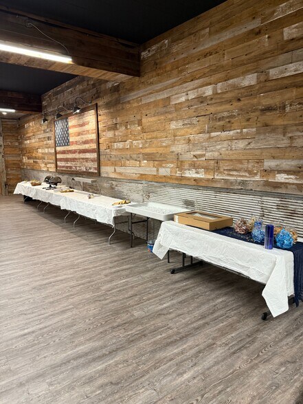 More Photos Of 618-630 W Wisconsin Ave, Appleton Bowling Alley For Sale