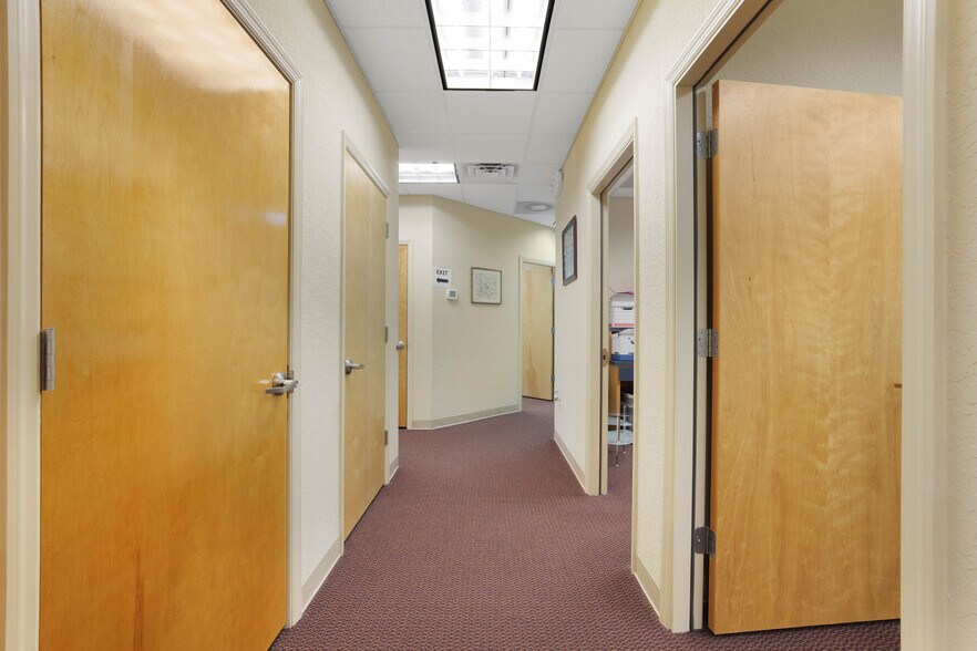 More Photos Of 844 N Stone St, Deland Medical For Sale