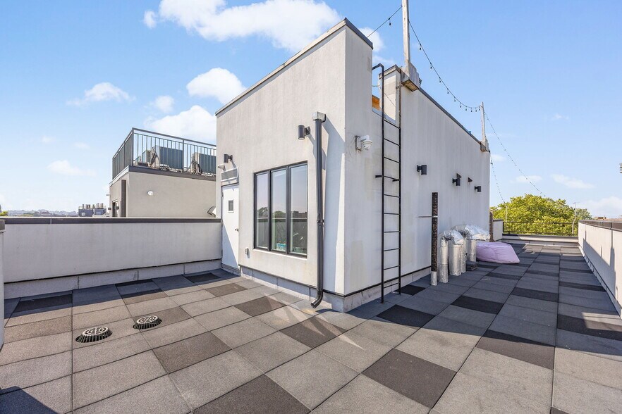 More Photos Of 305 Sumpter St, Brooklyn Apartments For Sale