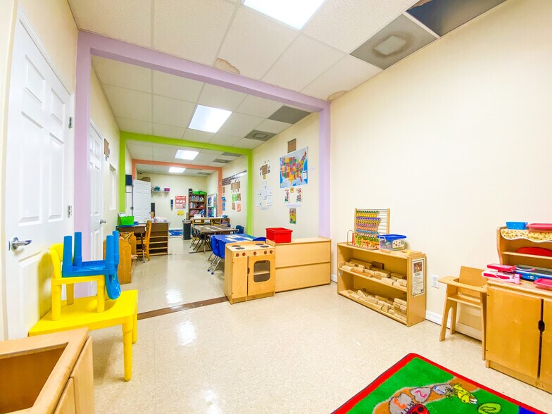 More Photos Of 2590 Havendale Blvd, Winter Haven Office For Sale