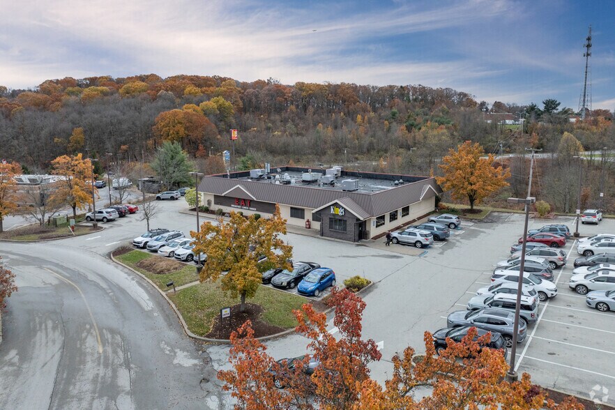 More Photos Of 16 Hilltop Plz, Kittanning Freestanding For Lease