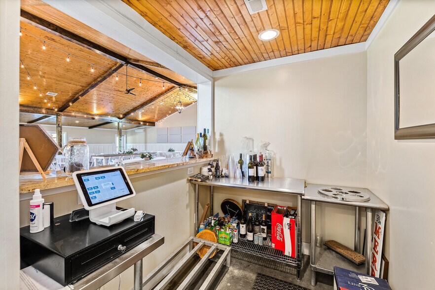 More Photos Of 3200 Bliss Trail, Stem Lodge Meeting Hall For Sale