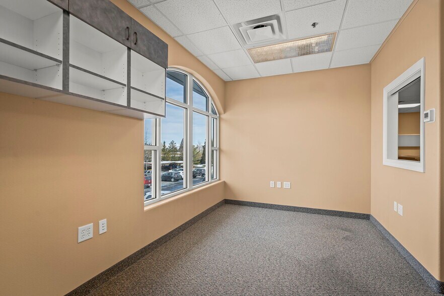 More Photos Of 645 Sierra Rose Dr, Reno Medical For Lease
