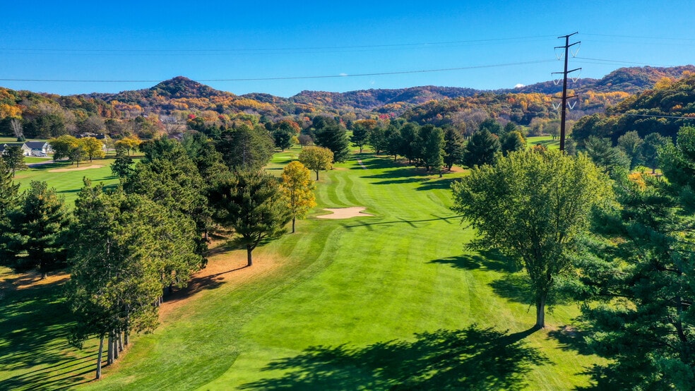 More Photos Of W7665 Sylvester Rd, Holmen Golf Course Driving Range For Sale