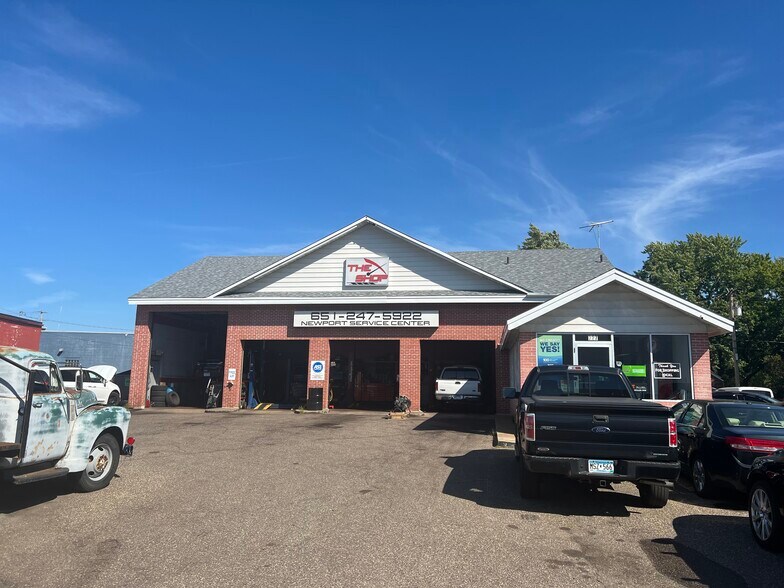 More Photos Of , Newport General Retail For Sale