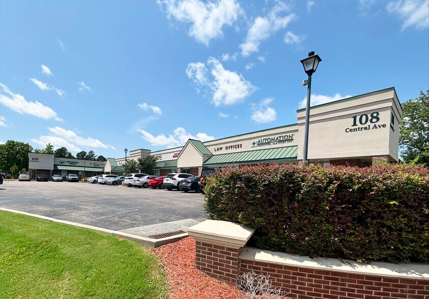 More Photos Of 108 Central Ave, Goose Creek Office For Sale
