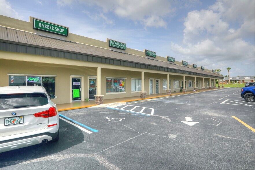 More Photos Of 8530 US Highway 1, Sebastian Storefront Retail Office For Sale