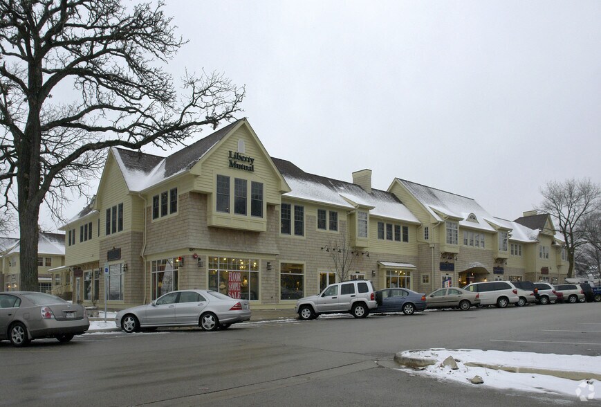 More Photos Of 407 S 3rd St, Geneva General Retail For Lease