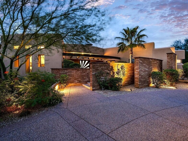 More Photos Of 8116 E Vista Bonita Dr, Scottsdale Rehabilitation Center For Sale