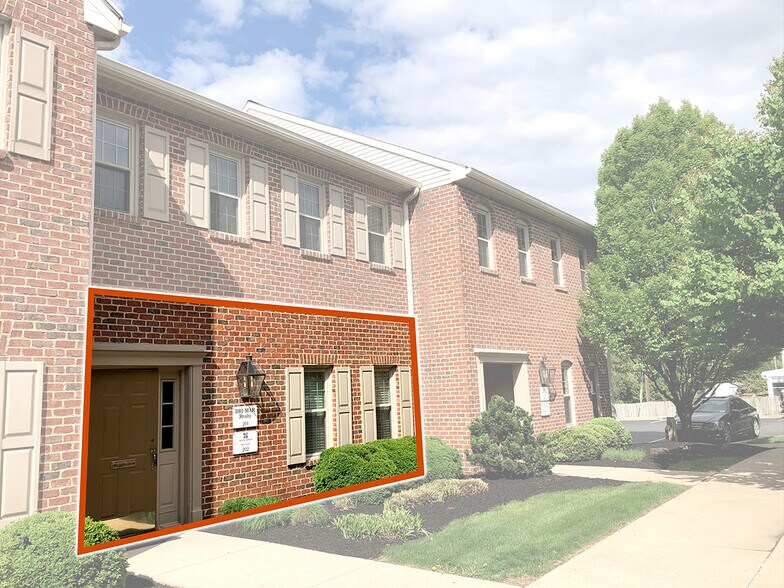 More Photos Of 1525 Oregon Pike, Lancaster Office For Sale