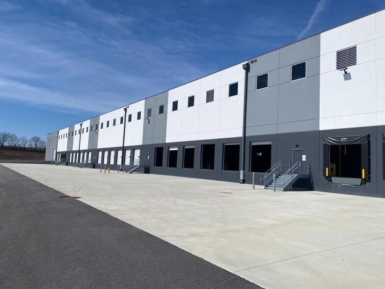 Primary Photo Of 222 Morgan Ln, York Warehouse For Sale