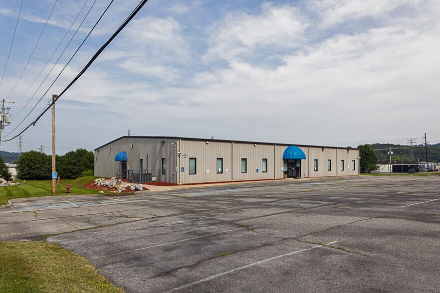 More Photos Of 2238 E Fairview Ave, Johnson City Office For Lease