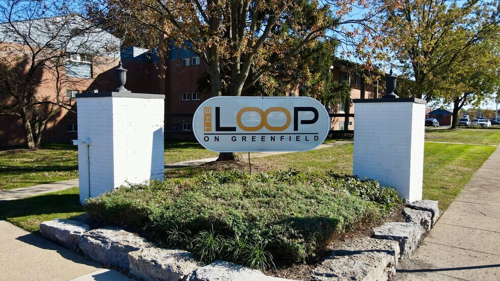 More Photos Of 25500 Greenfield Rd, Oak Park Apartments For Sale