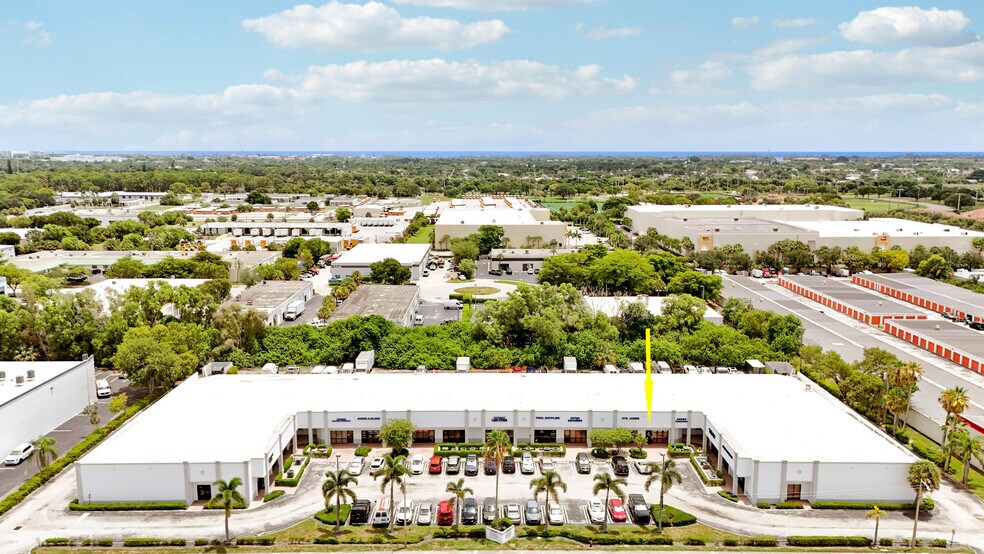 More Photos Of 3300 S Congress Ave, Boynton Beach Showroom For Sale