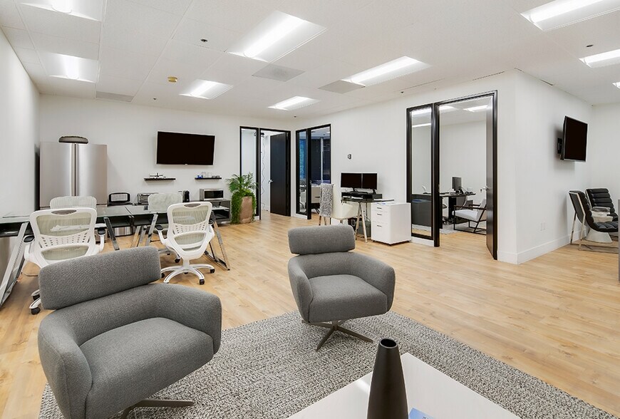 More Photos Of , Orange Office For Sale