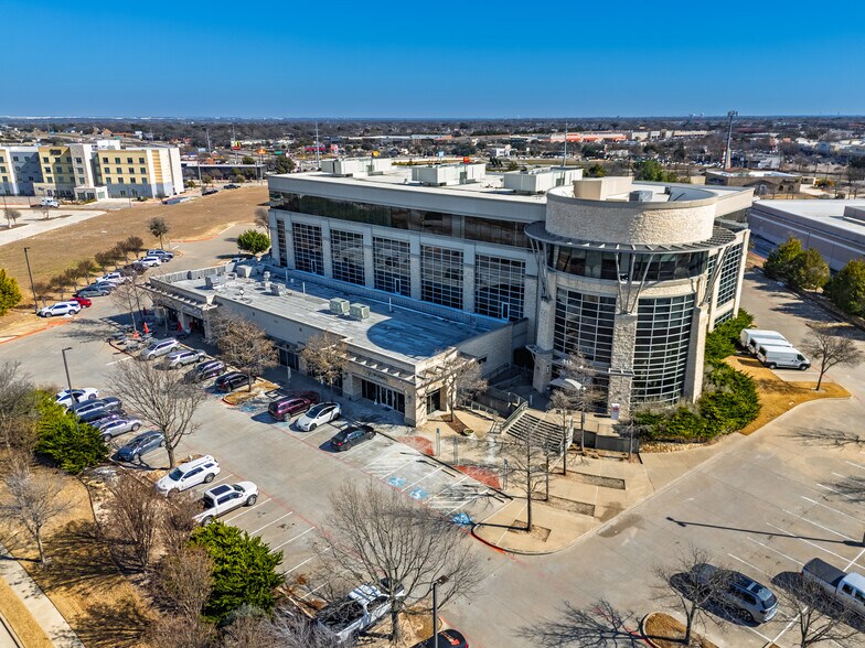 More Photos Of 610 Uptown Blvd, Cedar Hill Office For Sale