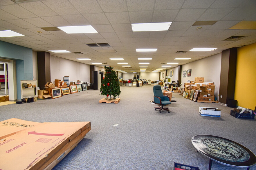 More Photos Of , Tuscaloosa Unknown For Sale