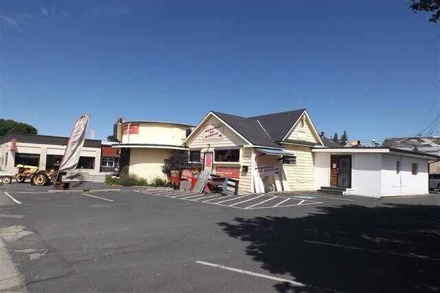 More Photos Of 2606 N Monroe St, Spokane Restaurant For Lease