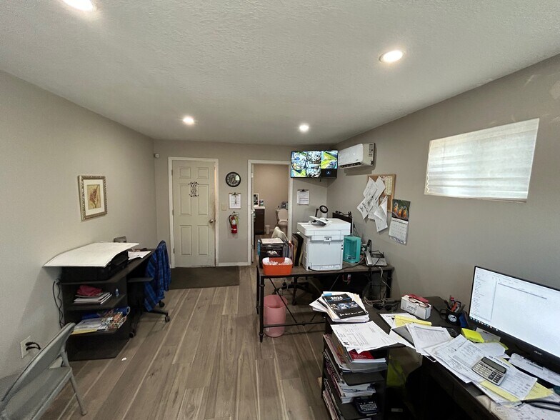 More Photos Of 5701 W Ponkan Rd, Zellwood Warehouse For Sale