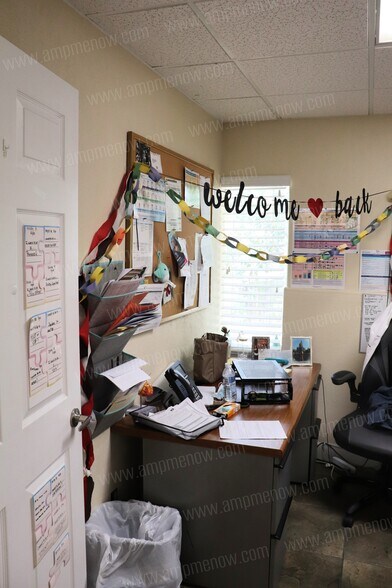 More Photos Of 8225 Normandy Blvd, Jacksonville Medical For Sale