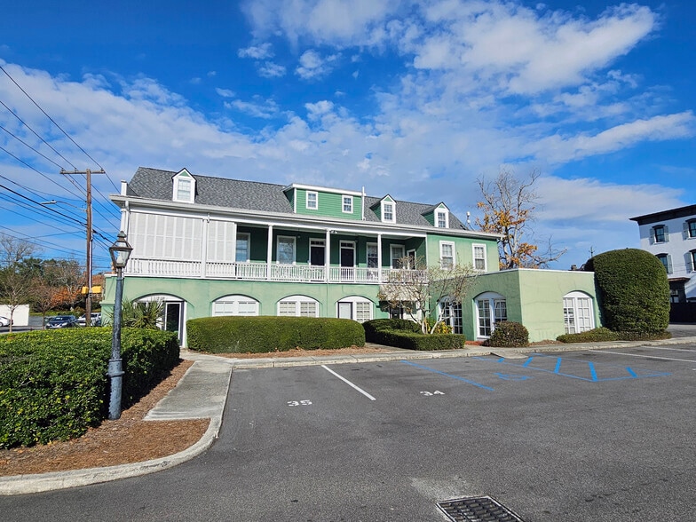 More Photos Of 99 Cannon St, Charleston General Retail For Sale