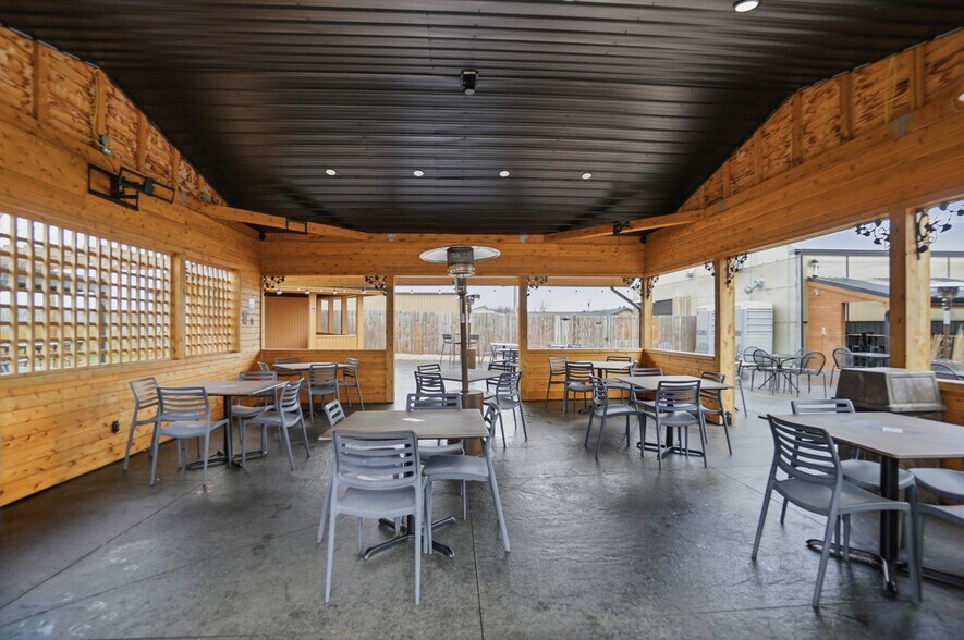 More Photos Of 2330 Bright Rd, Findlay Sports And Entertainment For Sale