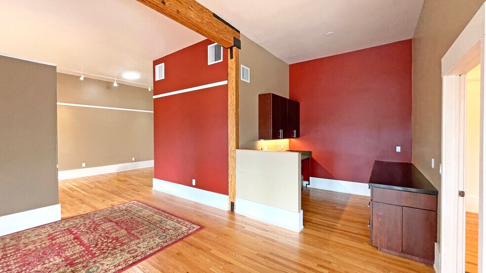 More Photos Of 2371-2373 San Pablo Ave, Berkeley Storefront Retail Residential For Lease