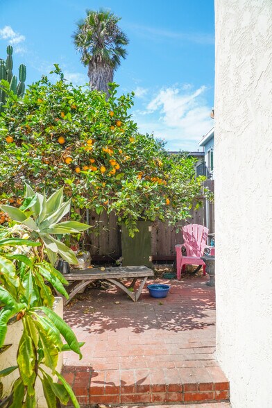 More Photos Of 2114 Abbott St, San Diego Apartments For Sale