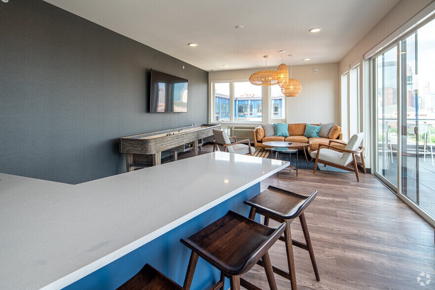 More Photos Of 1725 Nicollet Ave, Minneapolis Apartments For Lease