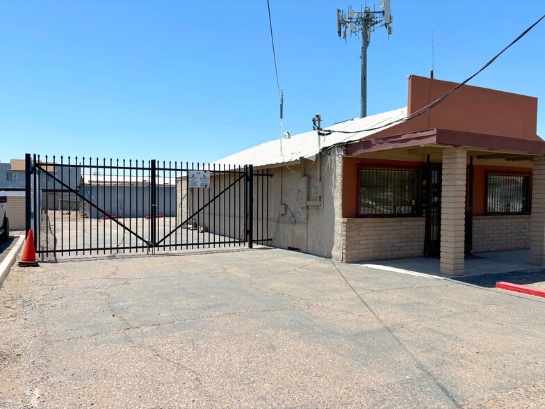 More Photos Of 1836 N Country Club Dr, Mesa Warehouse For Sale