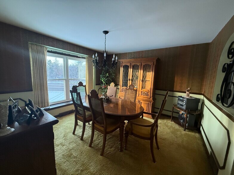 More Photos Of 4945 Southwestern Blvd, Hamburg Freestanding For Sale