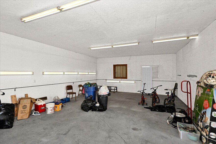 More Photos Of 61 AL Highway 69 N, Cullman Flex For Sale