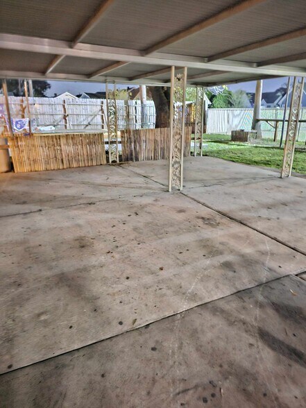 More Photos Of 5434 Lawndale Street, Houston General Retail For Sale