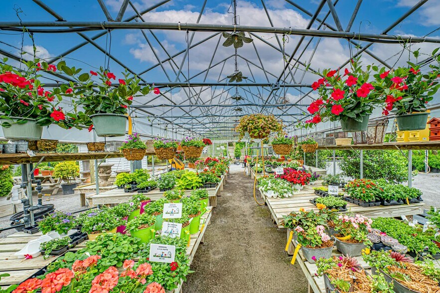More Photos Of 185 N Country Rd, Mount Sinai Garden Center For Sale