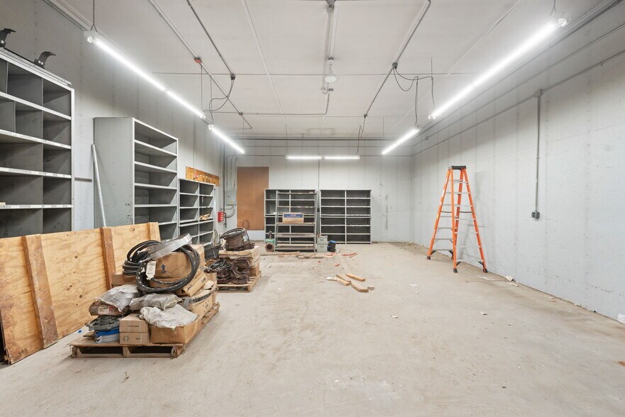 More Photos Of 1072 Main St, West Warwick Office For Sale