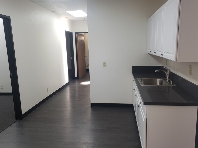 More Photos Of 402 S Milliken Ave, Ontario Unknown For Lease