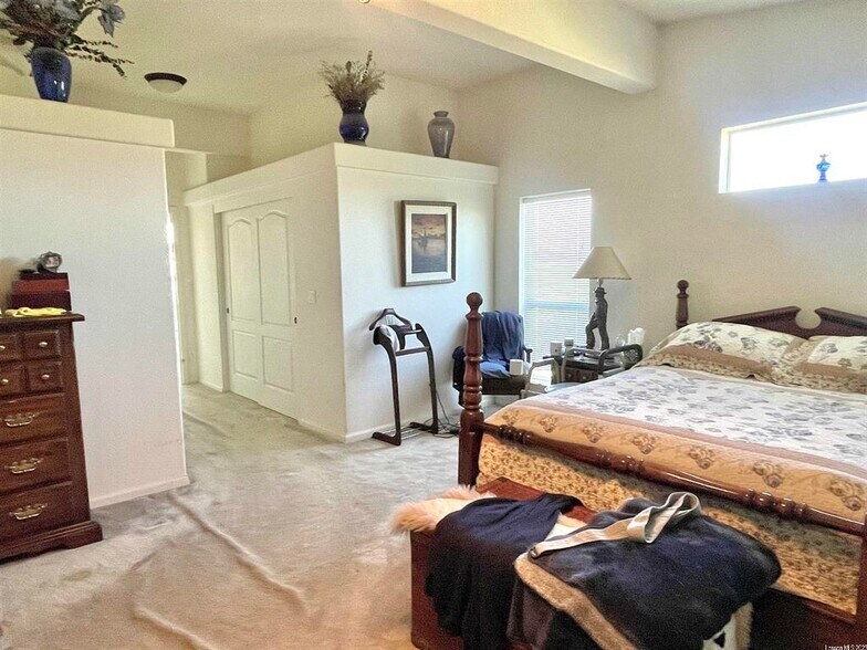 More Photos Of 718 Juniper Ridge Rd, Termo Specialty For Sale