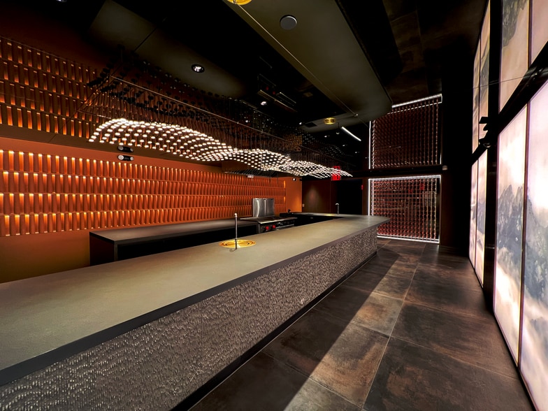 More Photos Of 21 W 35th St, New York Restaurant For Sale