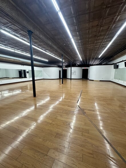 More Photos Of 309 N Main St, Kingfisher Freestanding For Lease