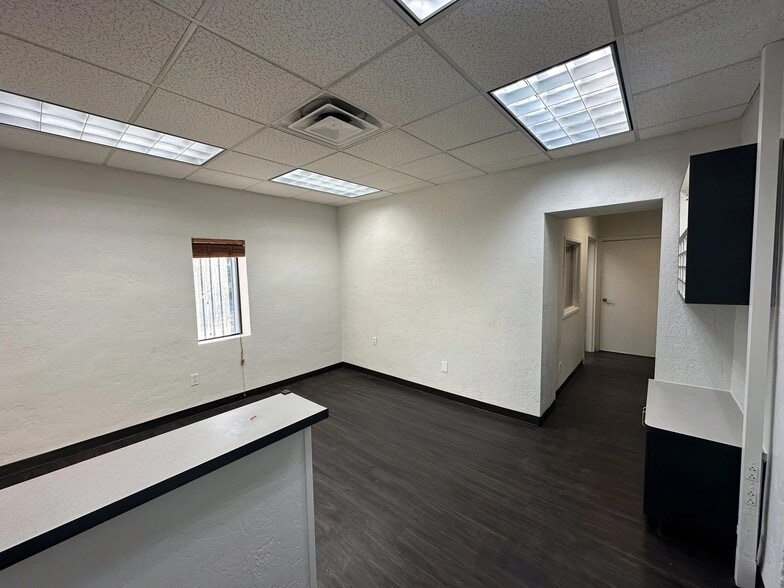 More Photos Of 1309-1313 W Lincoln St, Phoenix Contractor Storage Yard For Lease