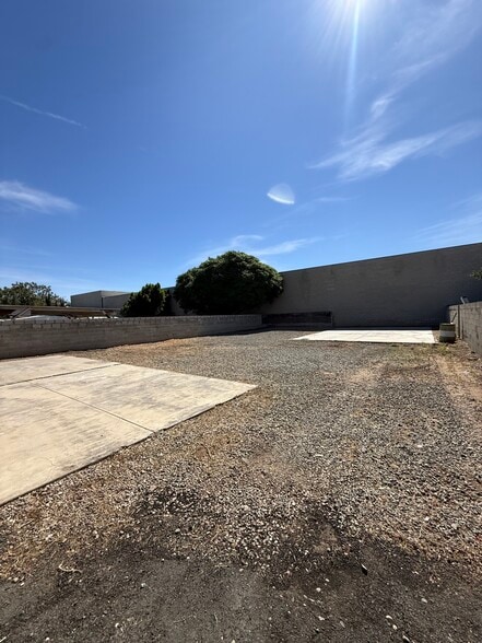 More Photos Of 12422 Bromwich St, Pacoima Land For Lease