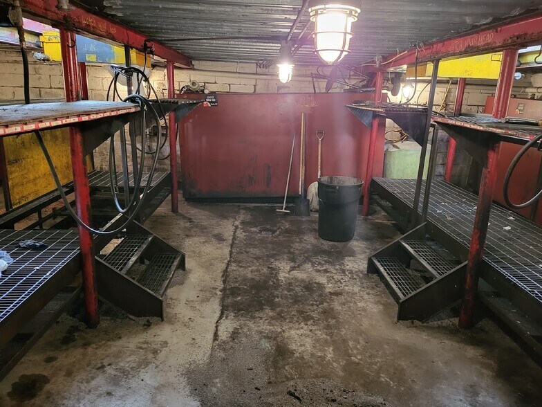 More Photos Of 4333 route 130, Edgewater Park Auto Repair For Sale