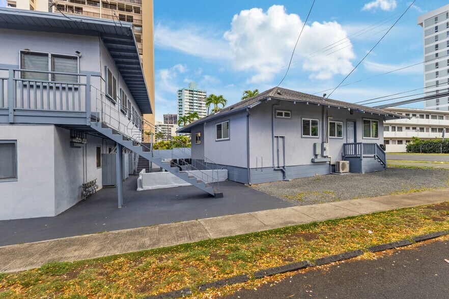 Primary Photo Of 1223 Liholiho St, Honolulu Apartments For Sale