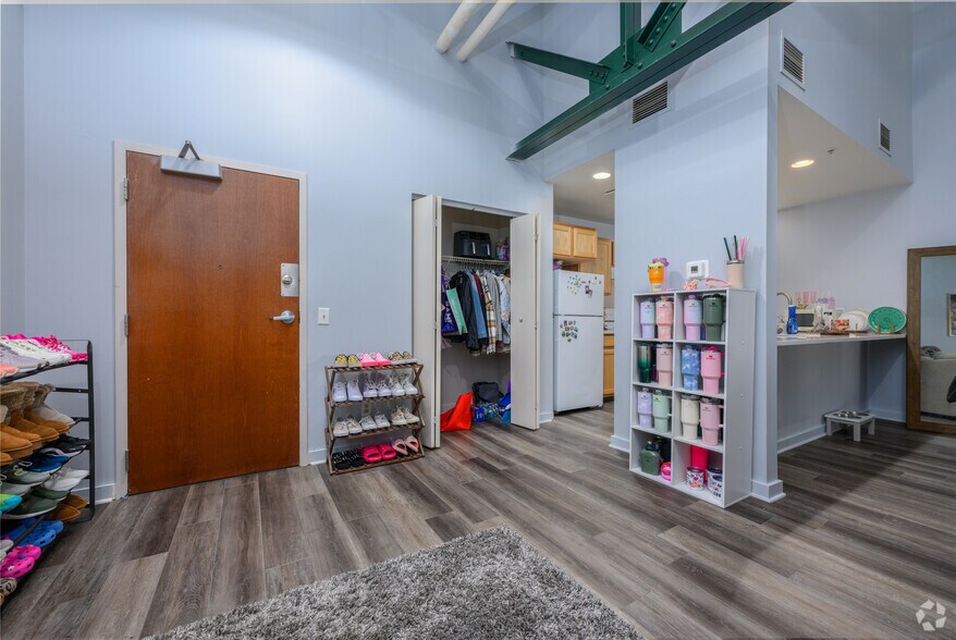 More Photos Of 115 West St, Battle Creek Apartments For Sale