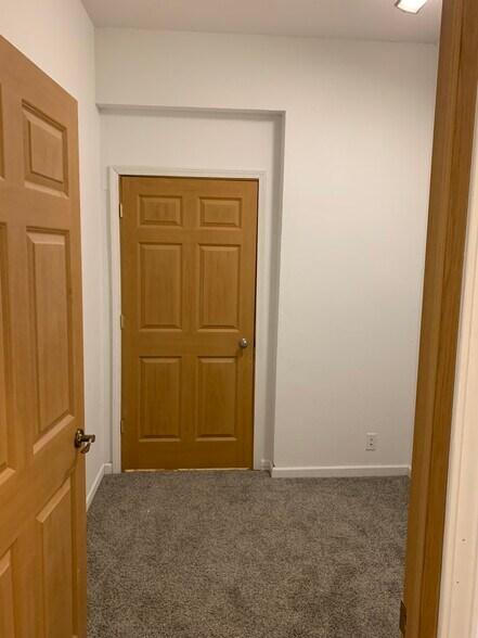 More Photos Of 575 E Isabella Rd, Midland General Retail For Lease