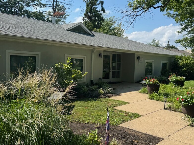 Primary Photo Of 748 Bethlehem Pike, Ambler Office Residential For Lease