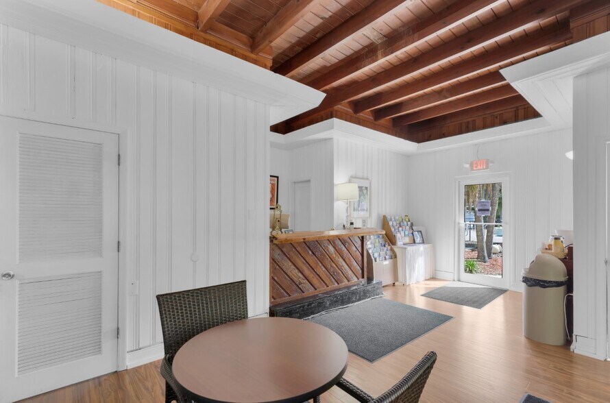 More Photos Of 99202 Overseas Hwy, Key Largo Hotel For Sale